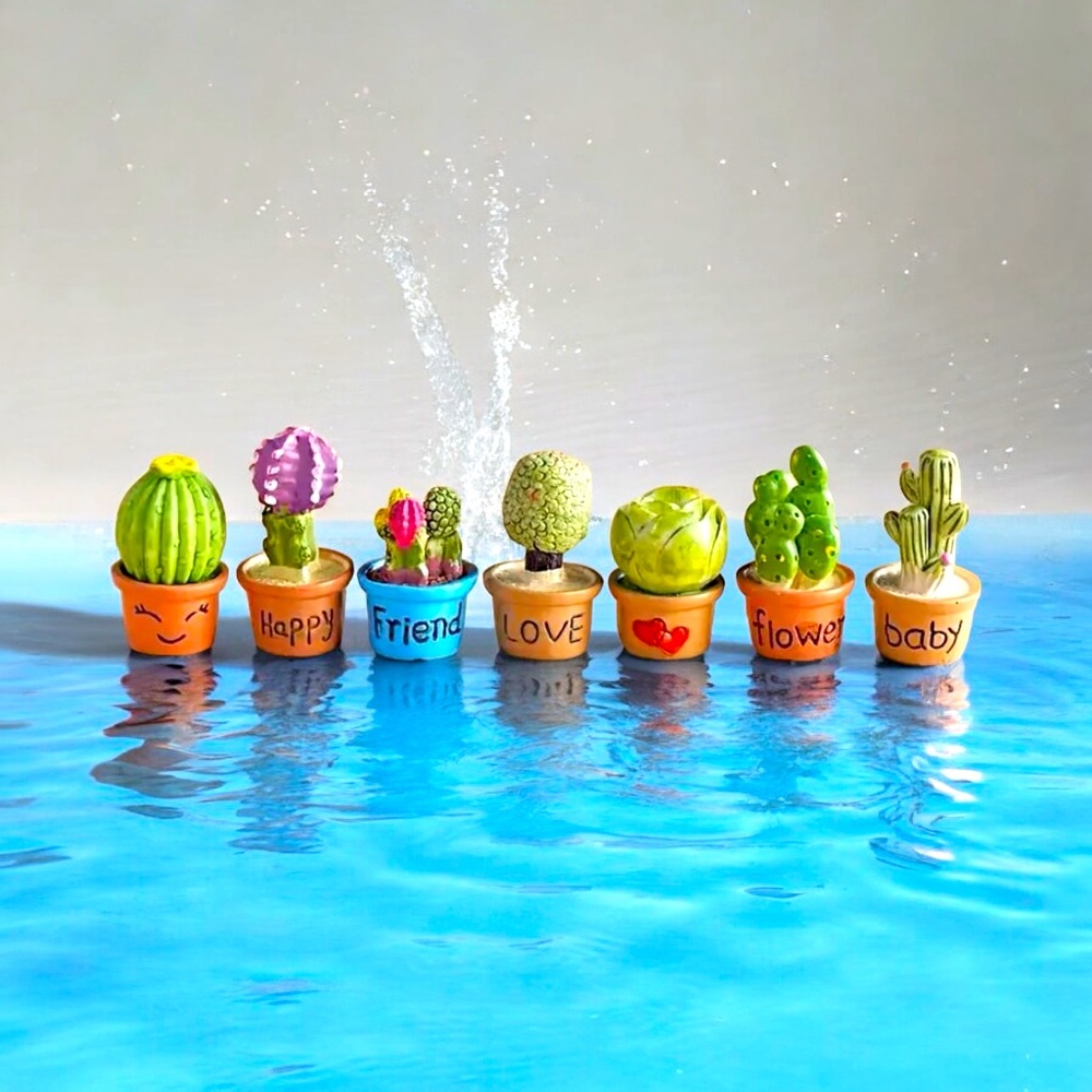 Set‎ Of 7 Miniature Potted Cactus Resin Decorative Figurines